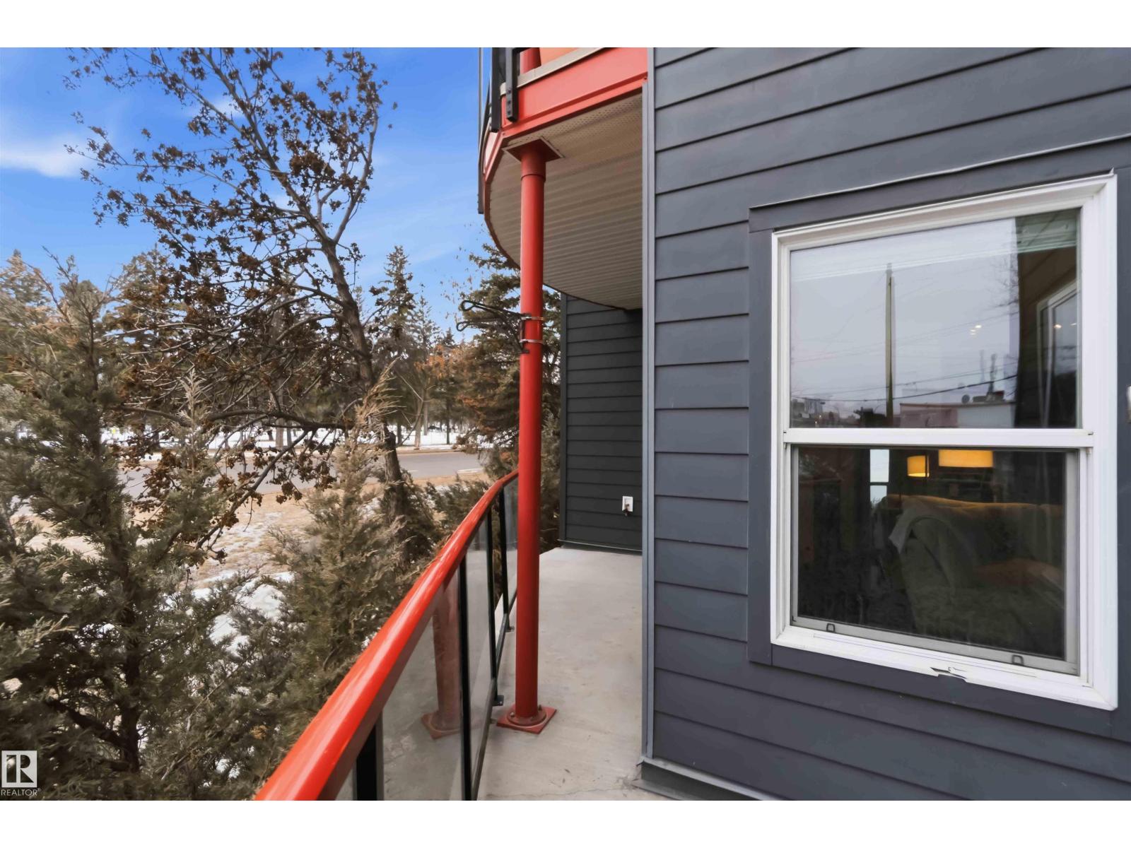 #114 10611 117 ST NW, Edmonton