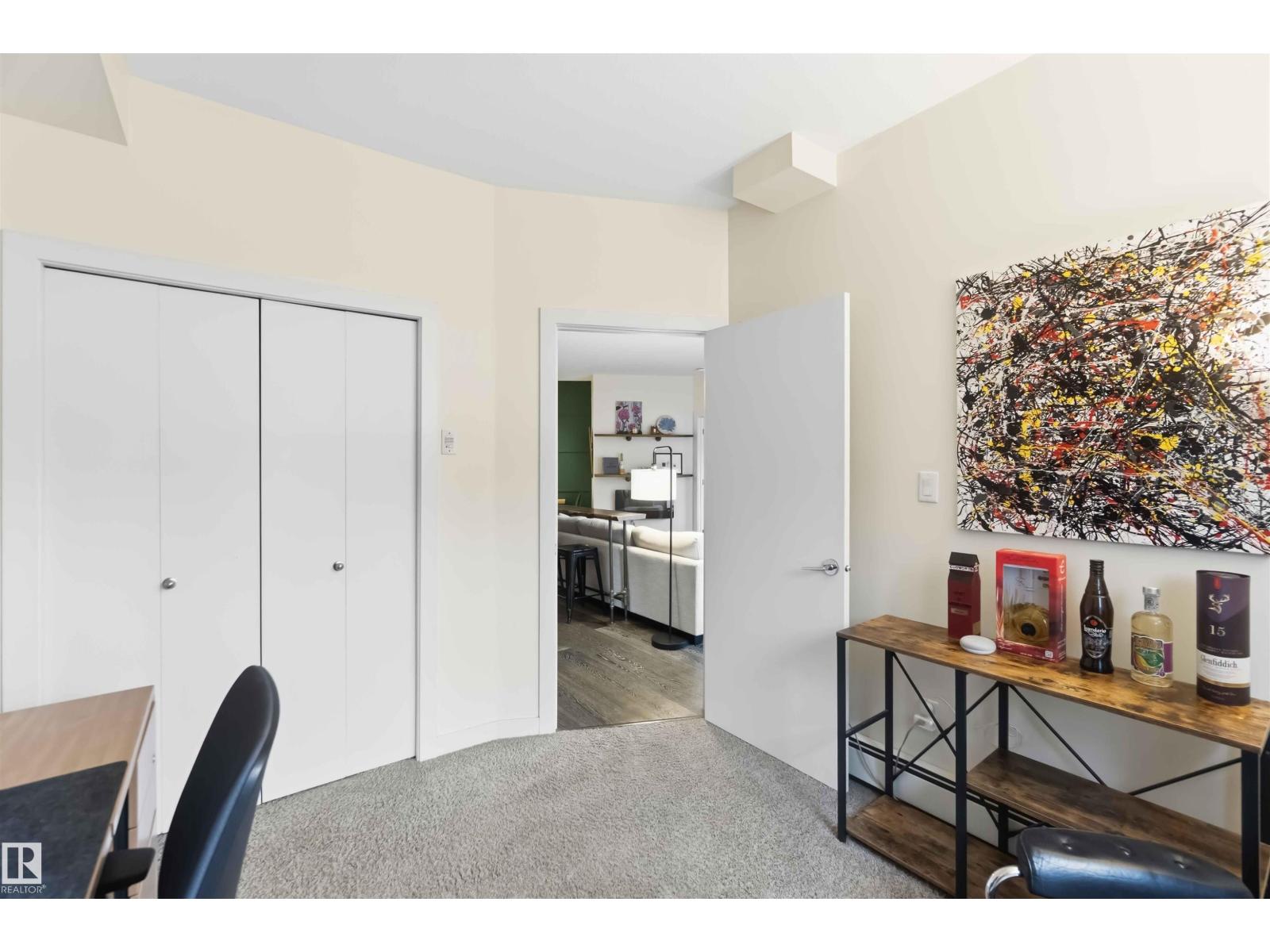 #114 10611 117 ST NW, Edmonton