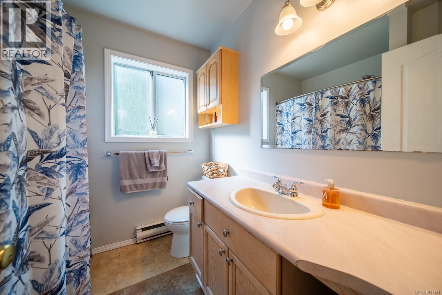 5668 Rutherford Rd, Nanaimo