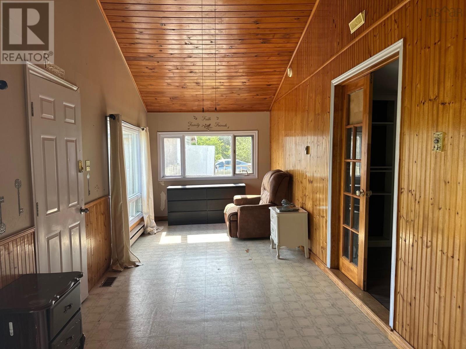 102 Dyke Road - 21
