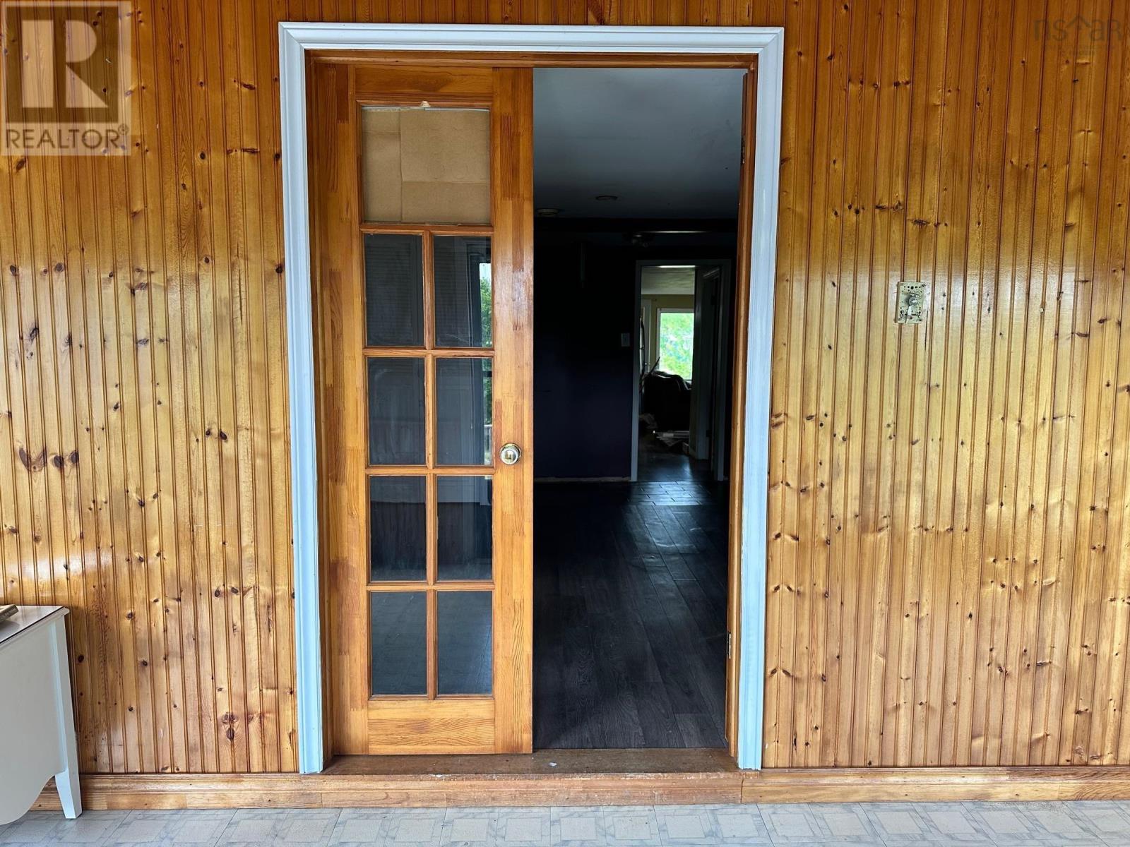 102 Dyke Road - 16
