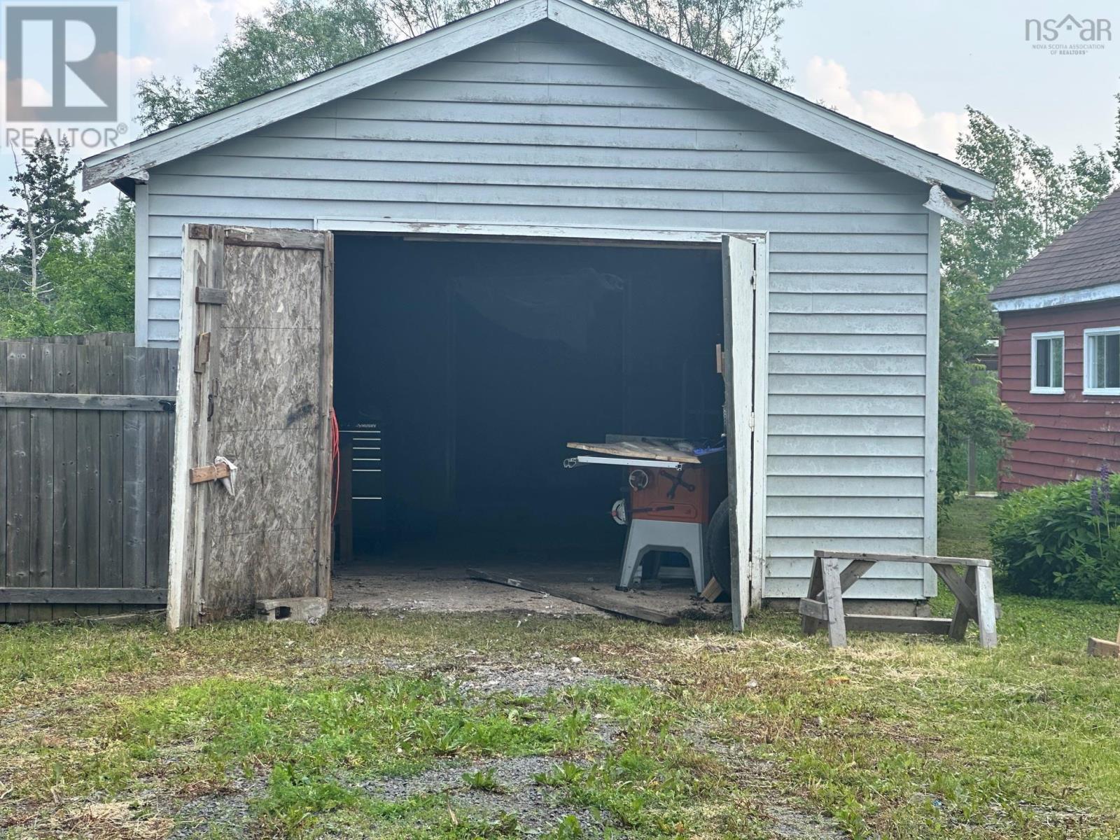 102 Dyke Road - 3