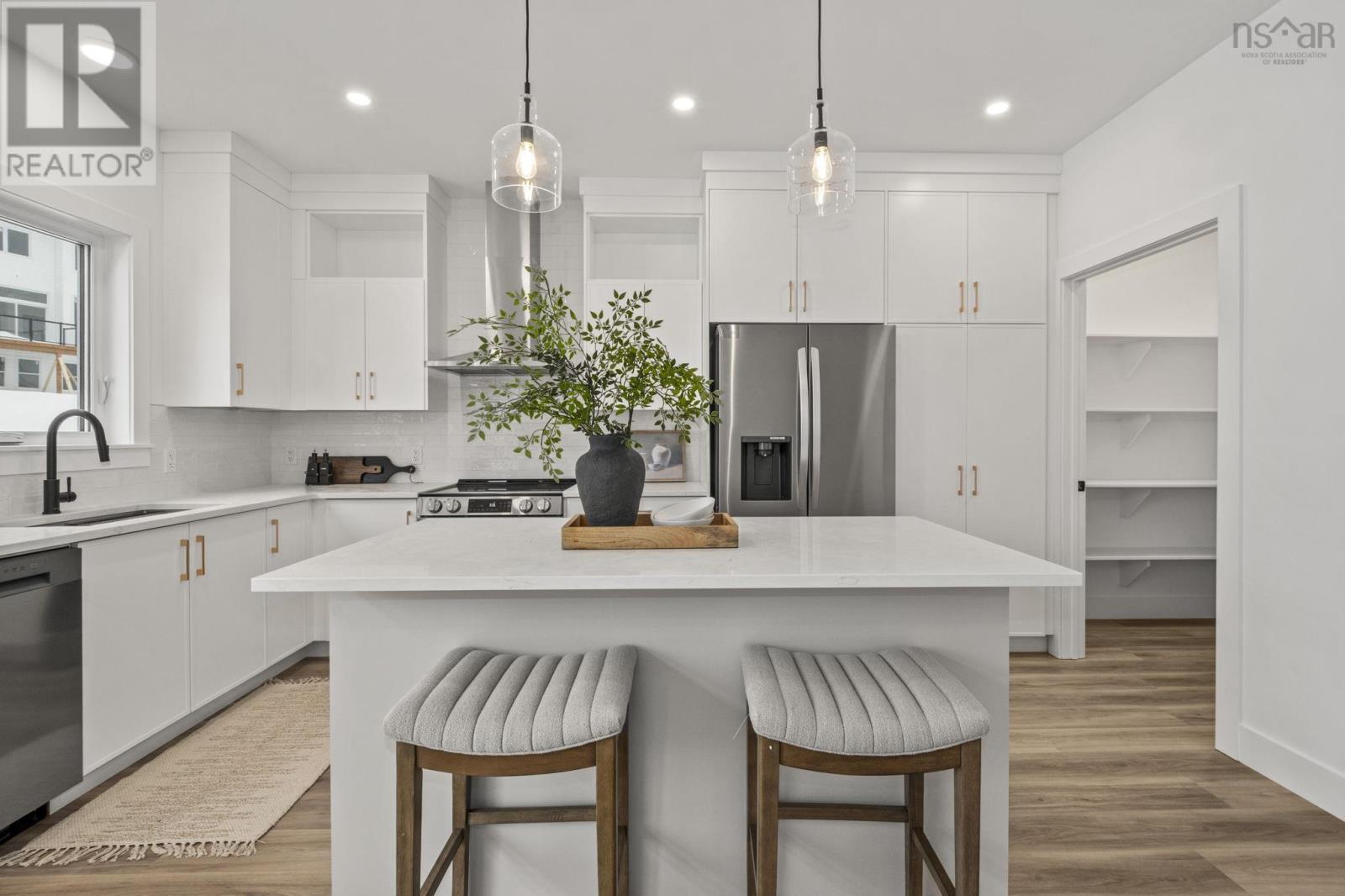 Property 5 of 46 of 11 Wanders Way