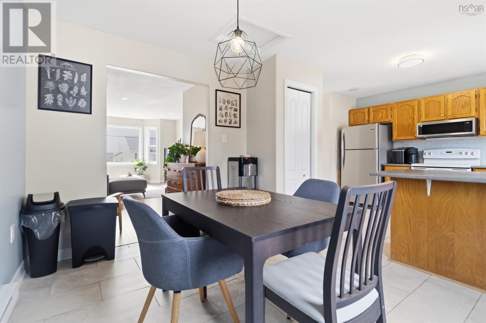 Property 13 of 39 of 131 Serop Crescent