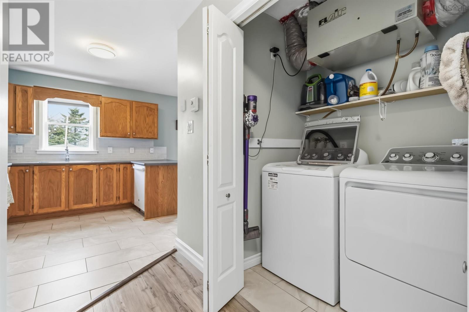 Property 20 of 39 of 131 Serop Crescent