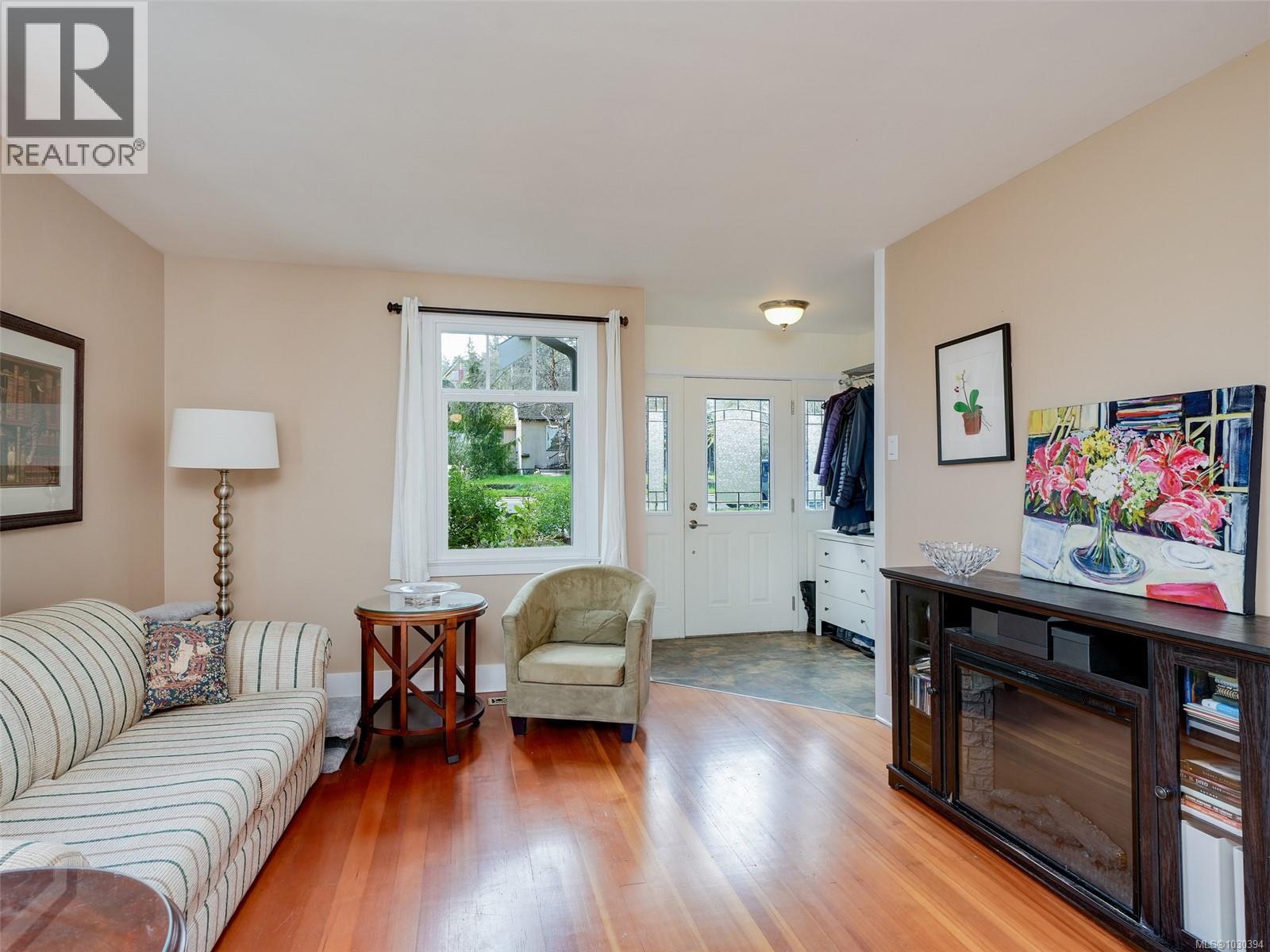  1064 Colville Road, Esquimalt