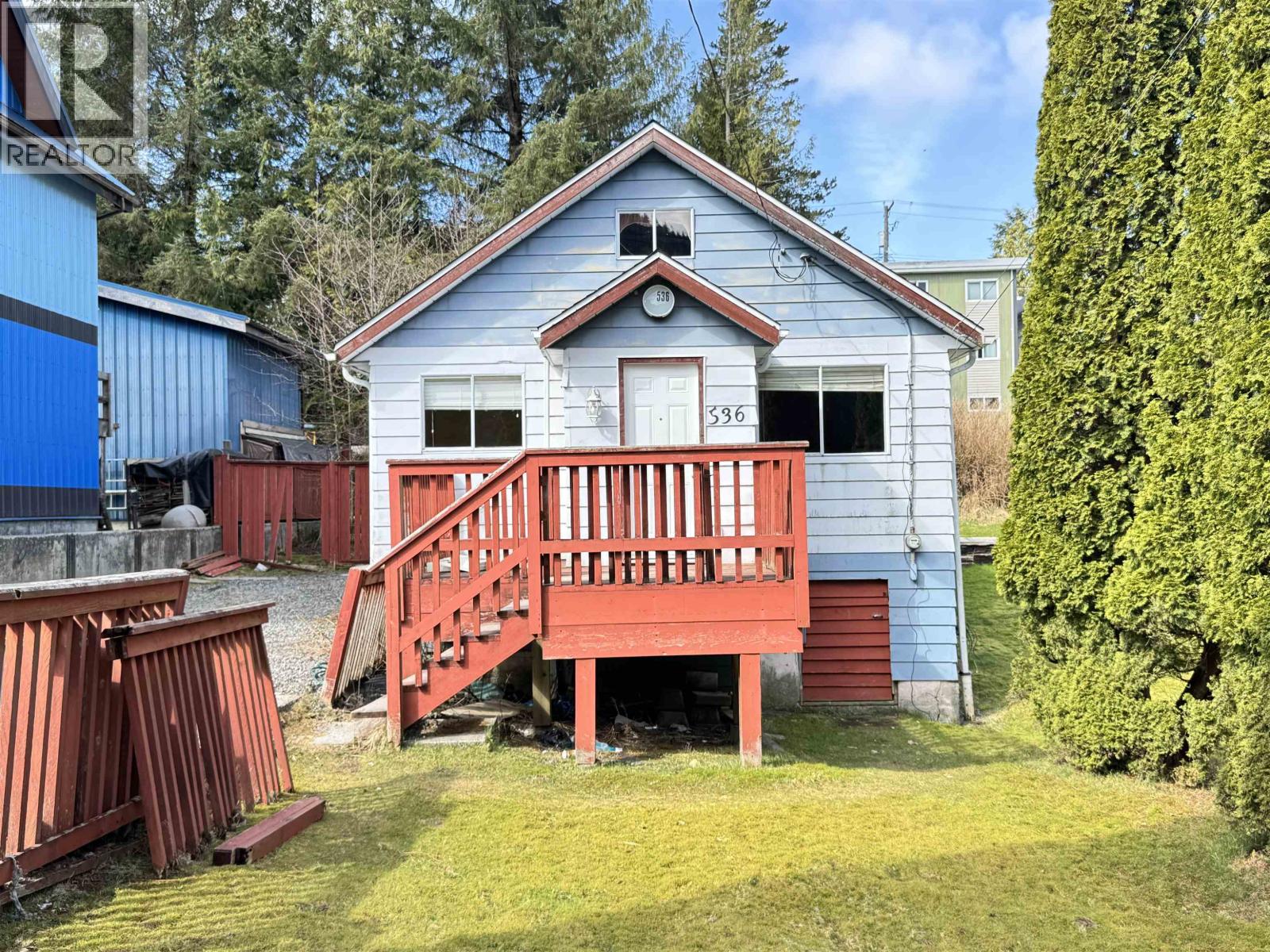 536 W 9TH AVENUE - 23