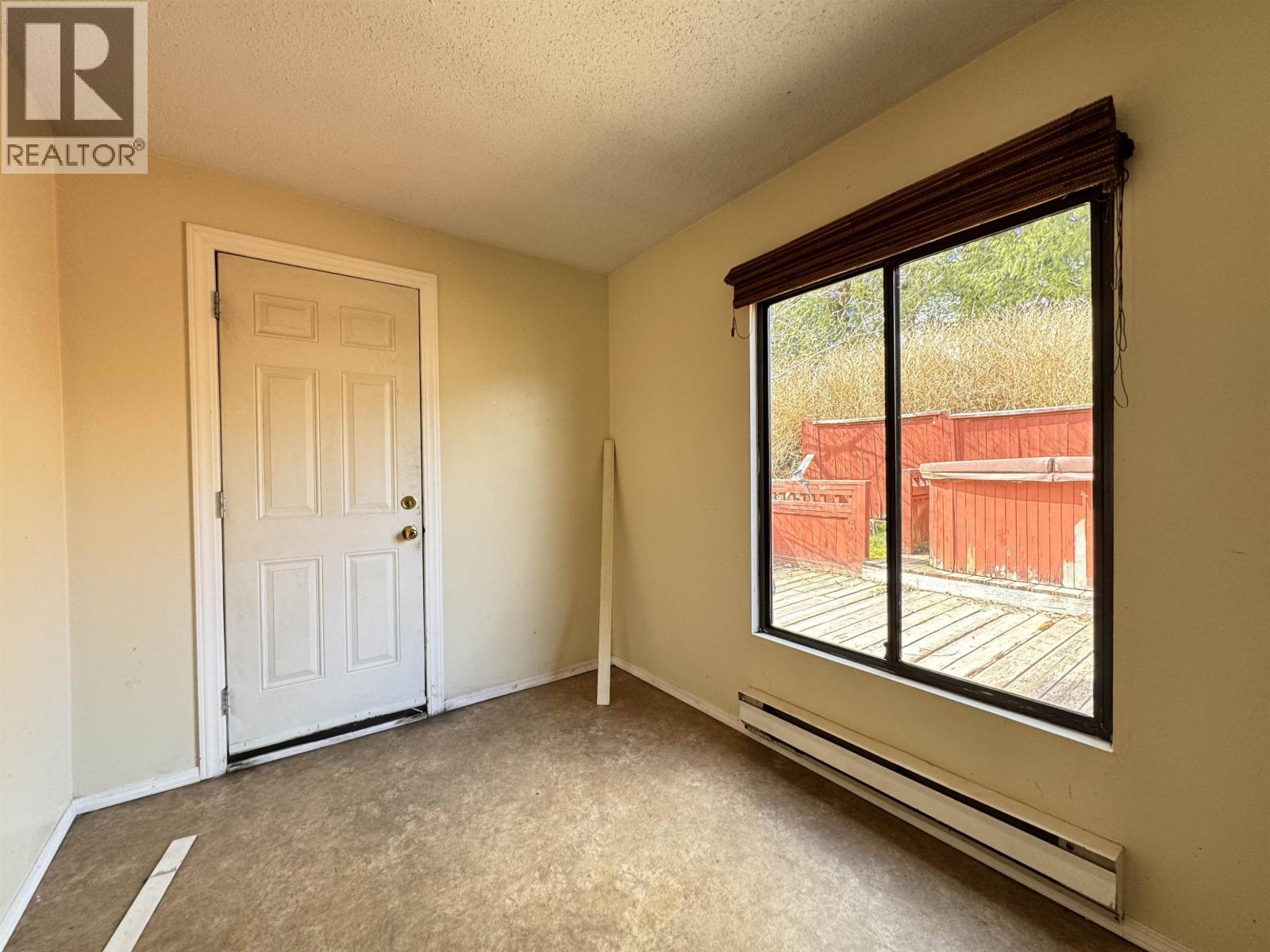 536 W 9TH AVENUE - 15