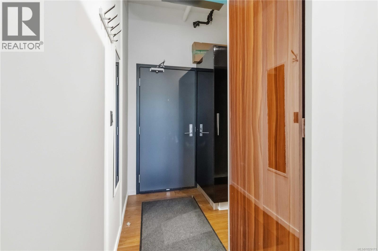 330 1029 View Street, Victoria