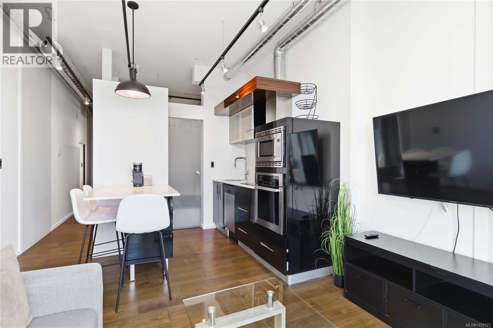 330 1029 View Street, Victoria