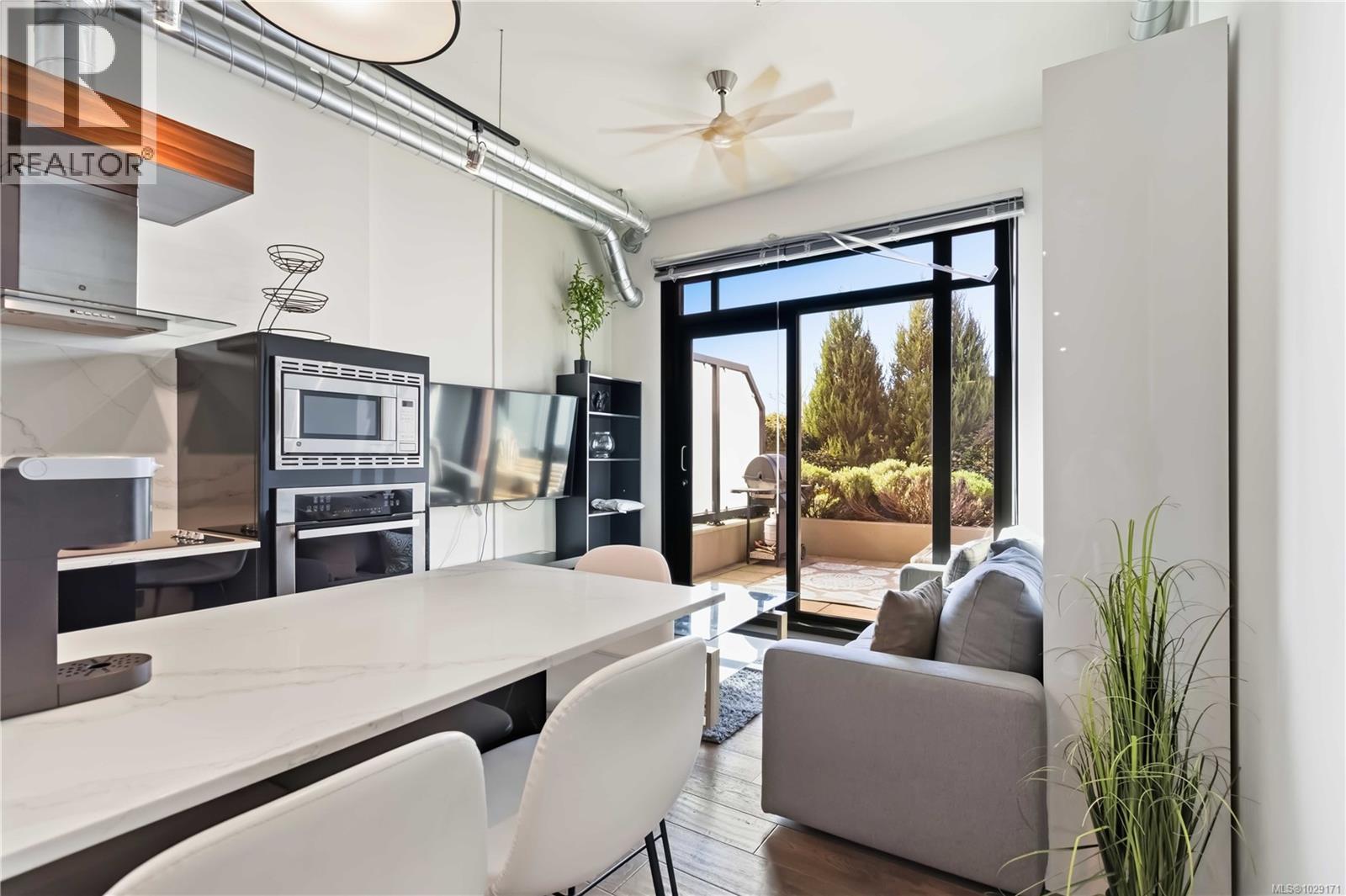 330 1029 View Street, Victoria