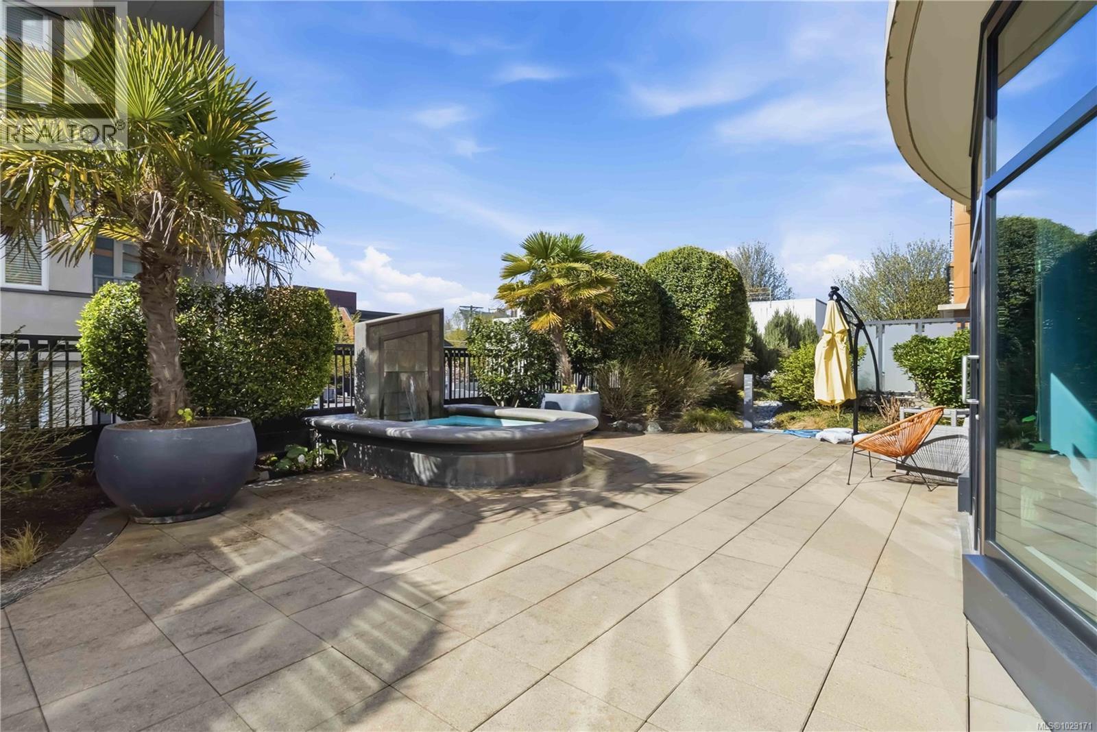 330 1029 View Street, Victoria