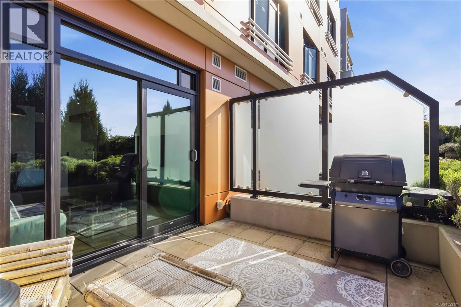 330 1029 View Street, Victoria