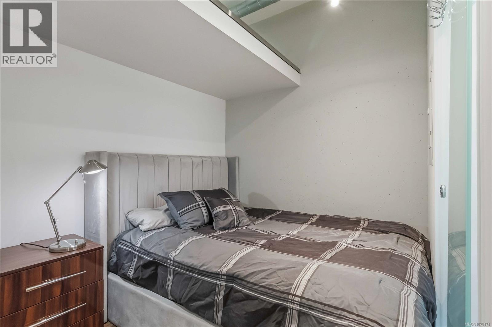 330 1029 View Street, Victoria