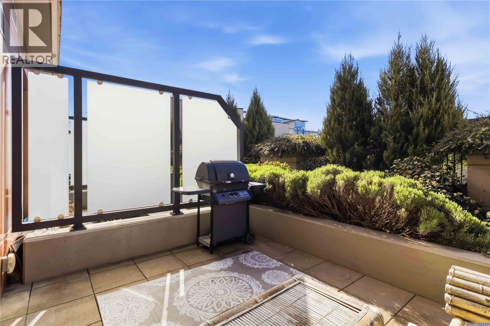 330 1029 View Street, Victoria