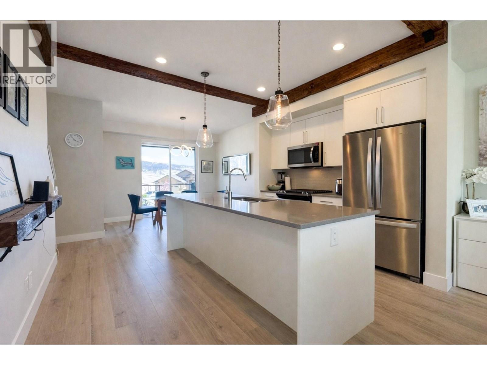 12798 Lake Hill Drive Unit# 26, Lake Country