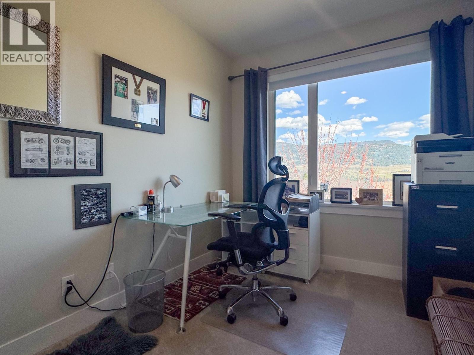 12798 Lake Hill Drive Unit# 26, Lake Country