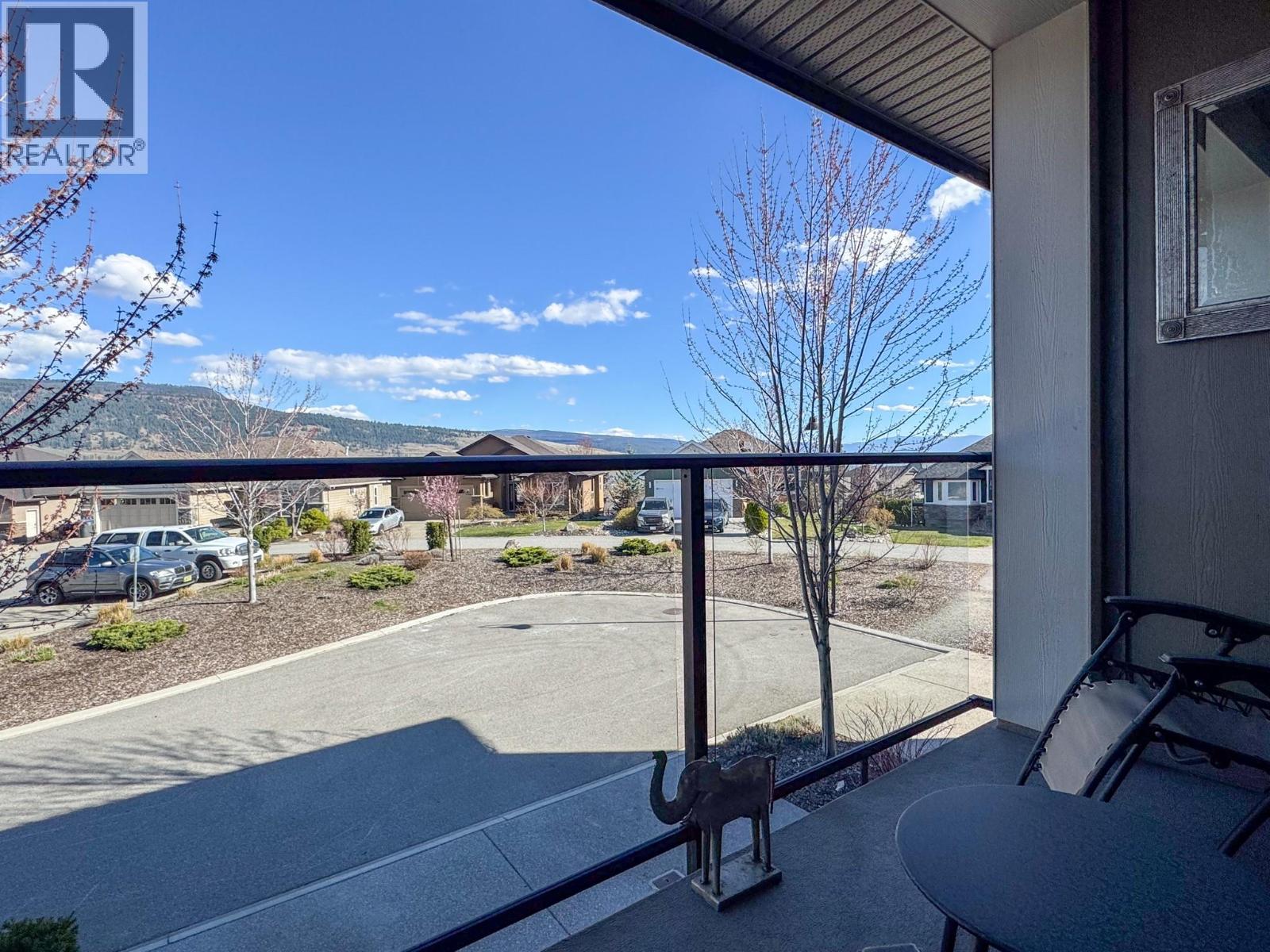 12798 Lake Hill Drive Unit# 26, Lake Country