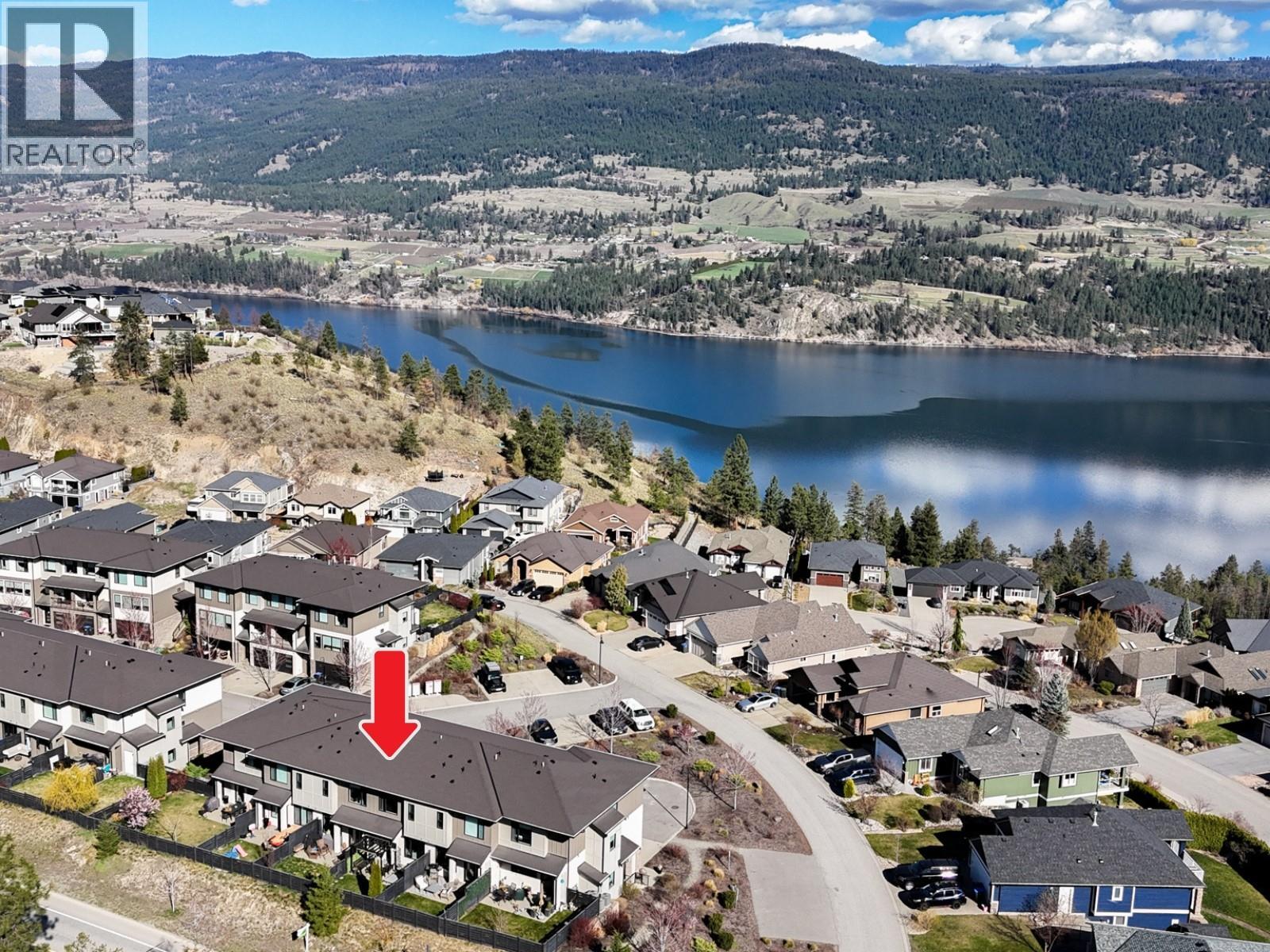 12798 Lake Hill Drive Unit# 26, Lake Country