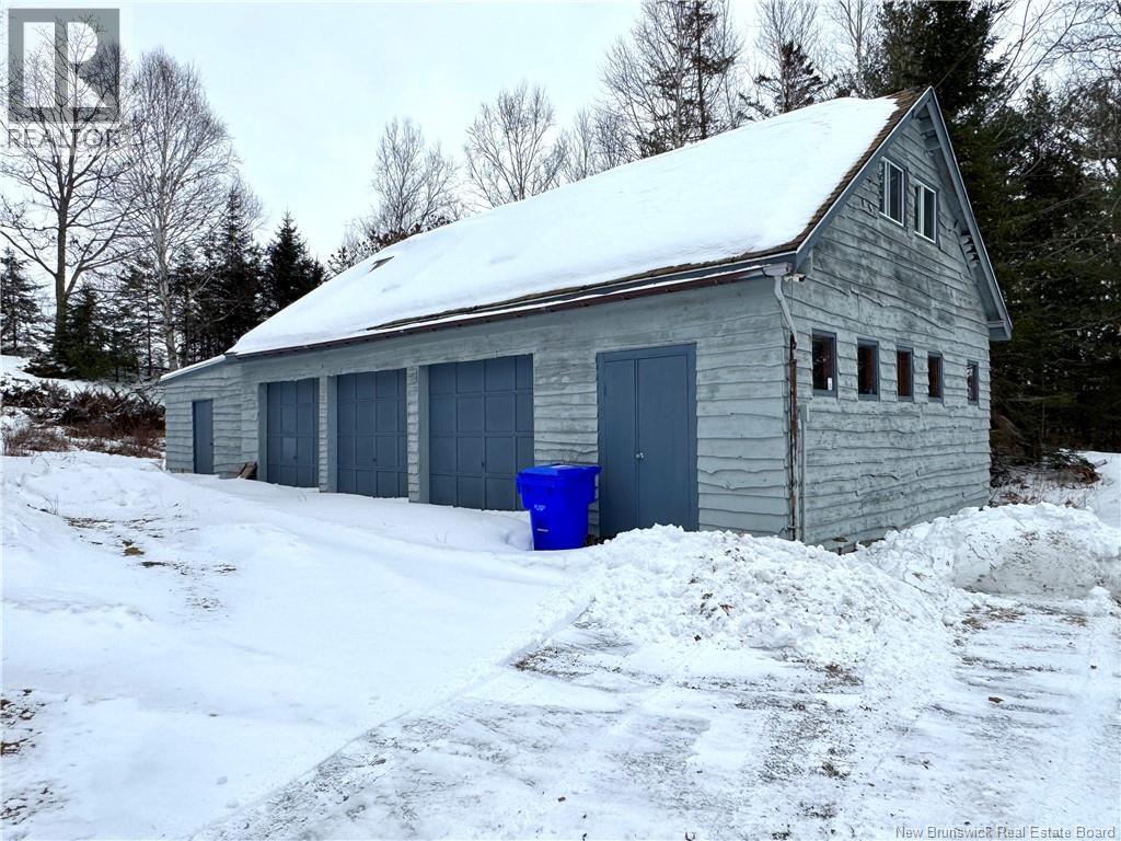 35 HILLS ROAD - Image 3