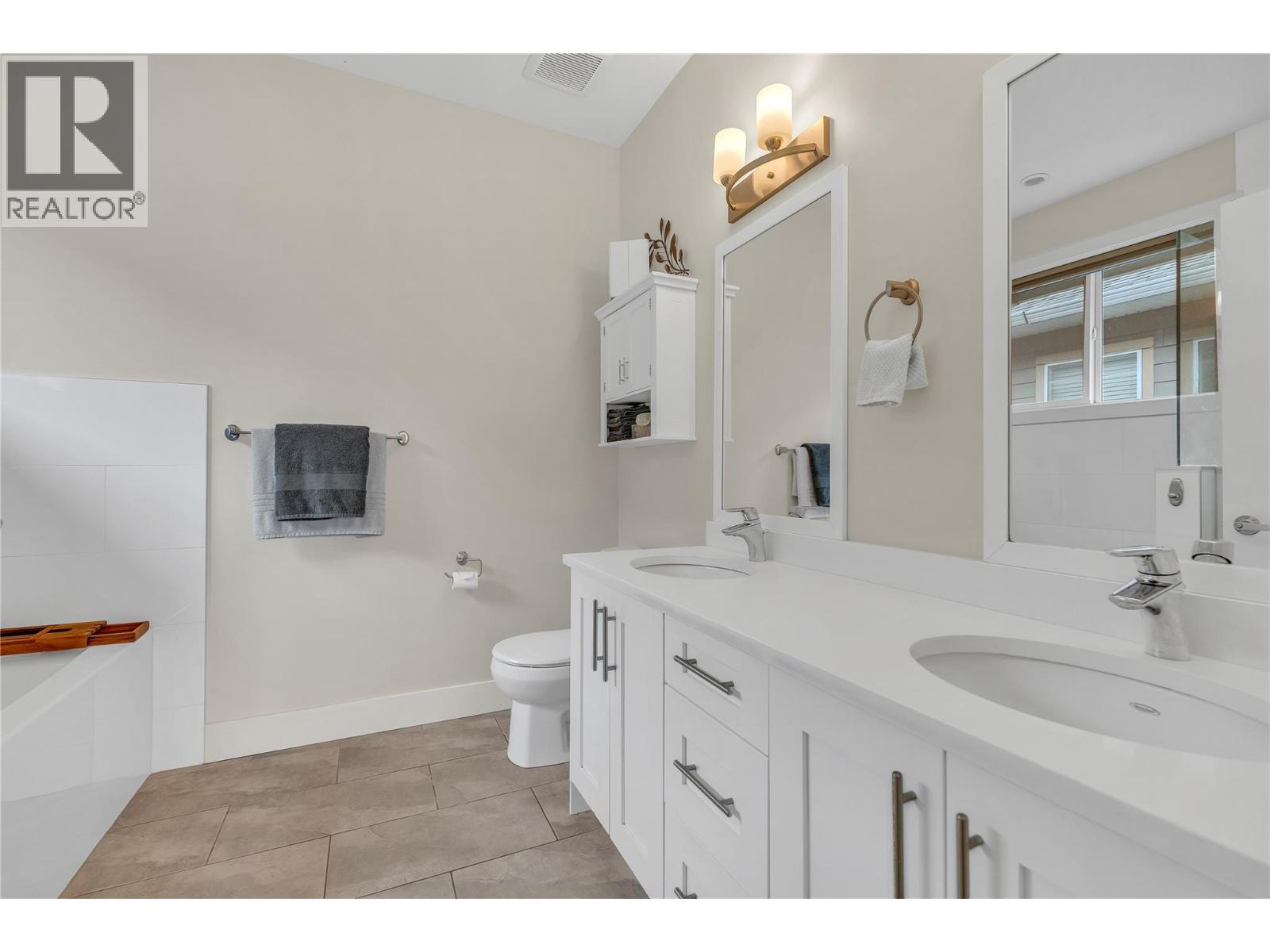 103 14395 Herron Road, Summerland