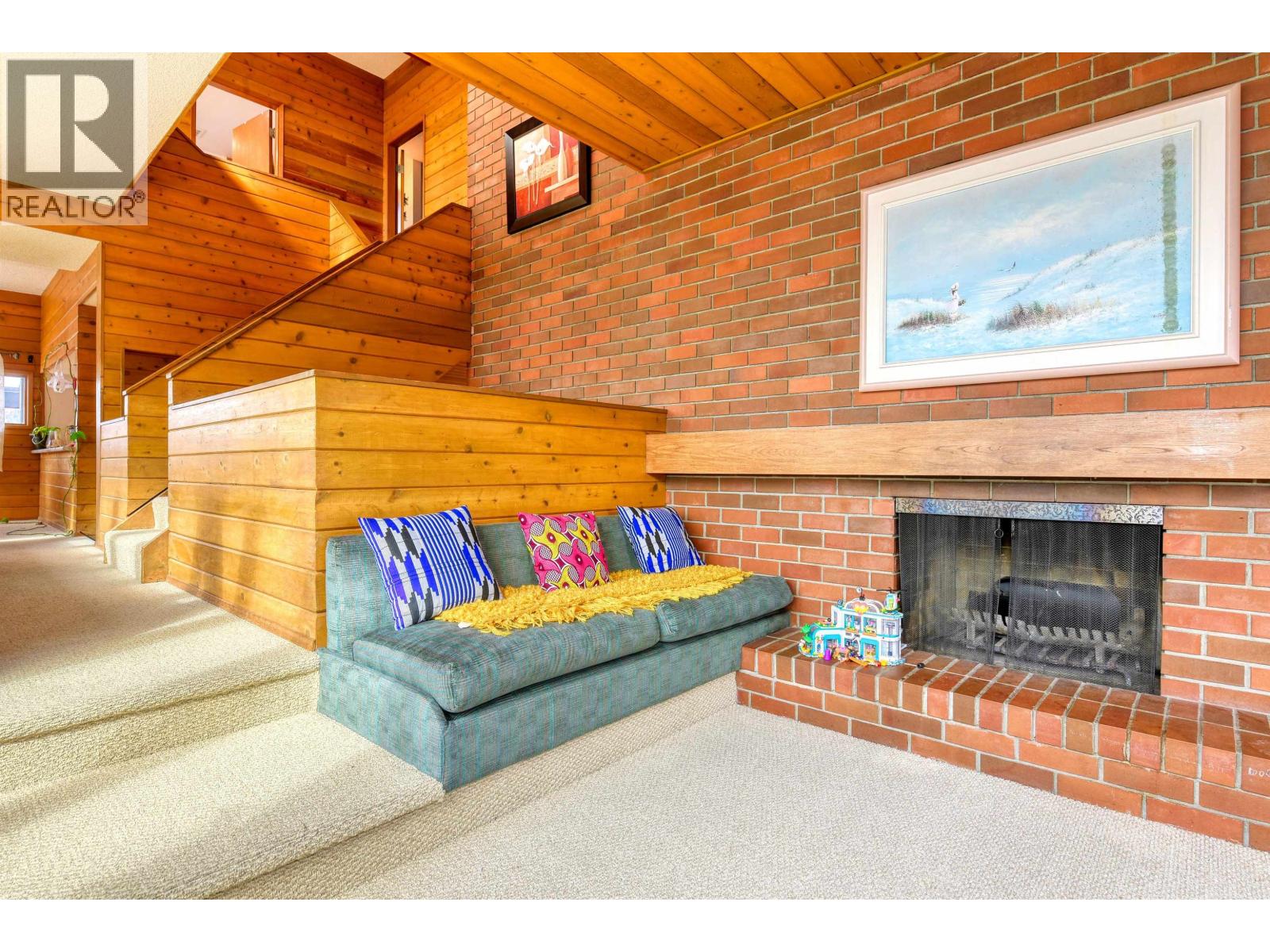 578 GIBBON STREET - 3