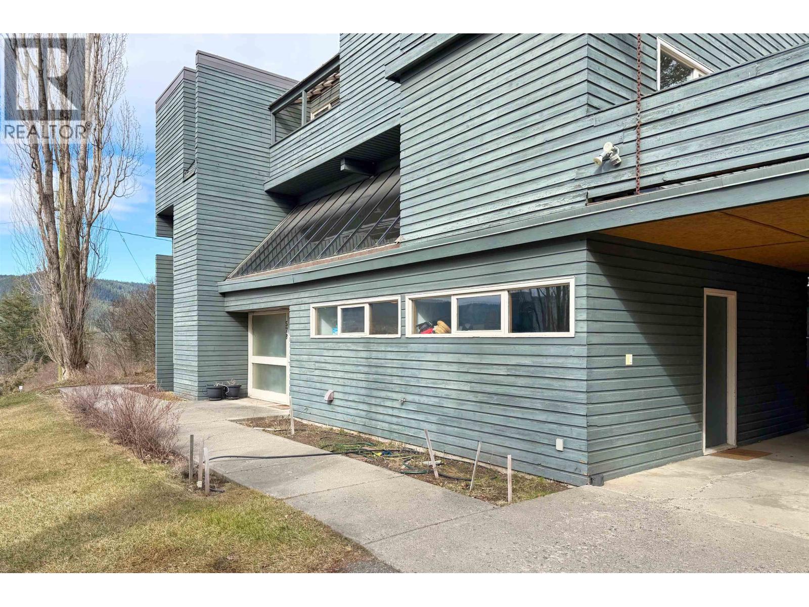 578 GIBBON STREET - 34