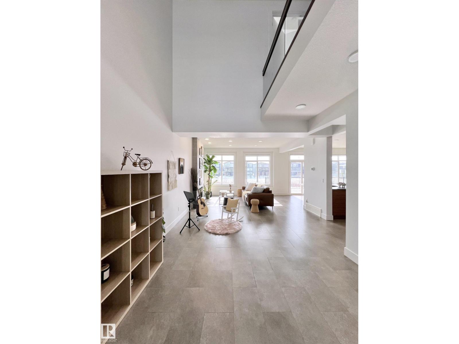 6055 KING LANDING LD SW, Edmonton