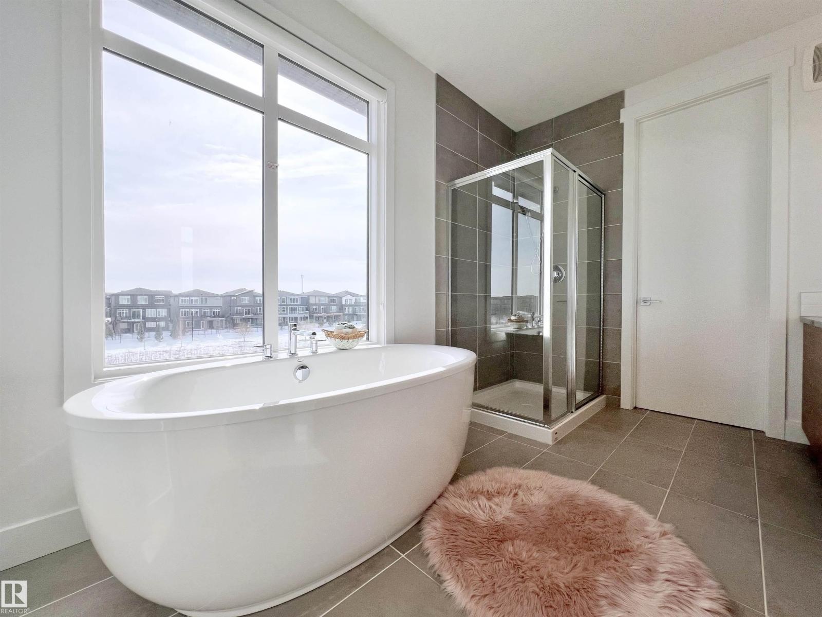 6055 KING LANDING LD SW, Edmonton