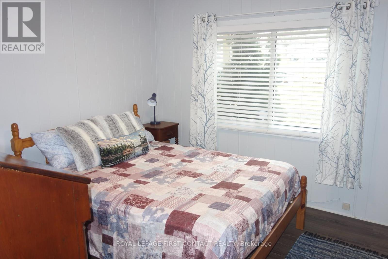 23 MIMOSA CRESCENT - 11