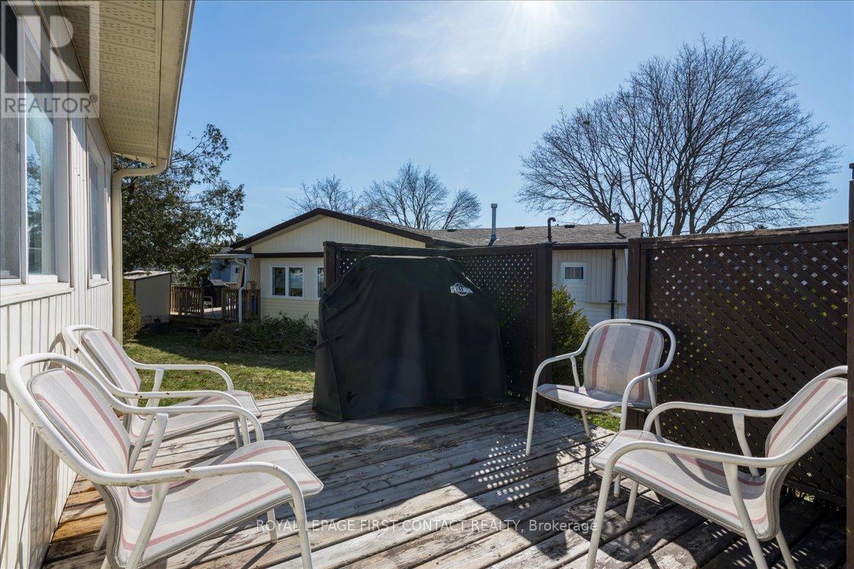 23 MIMOSA CRESCENT - 19