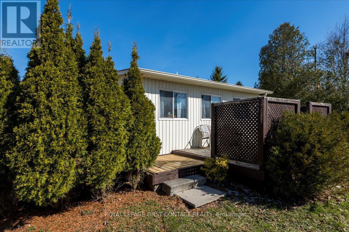 23 MIMOSA CRESCENT - 20