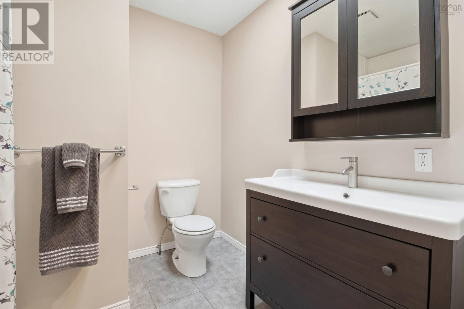 17 SPRUCEWOOD AVENUE - 23