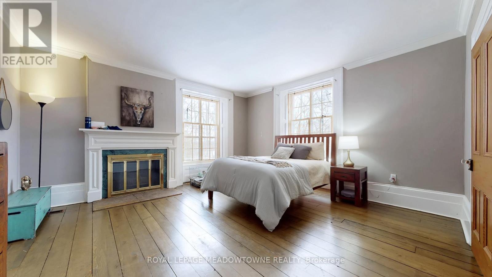 Main Floor Bedroom with walk in closet