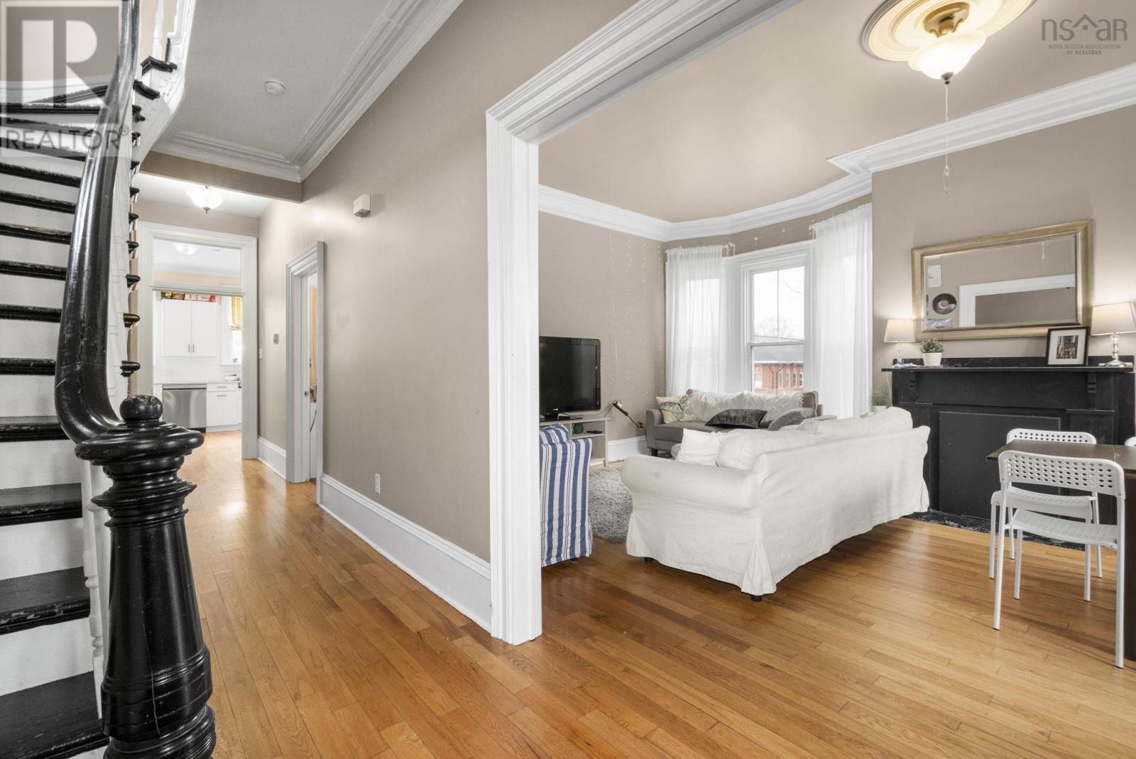 Property 3 of 45 of 1538 Lemarchant Street