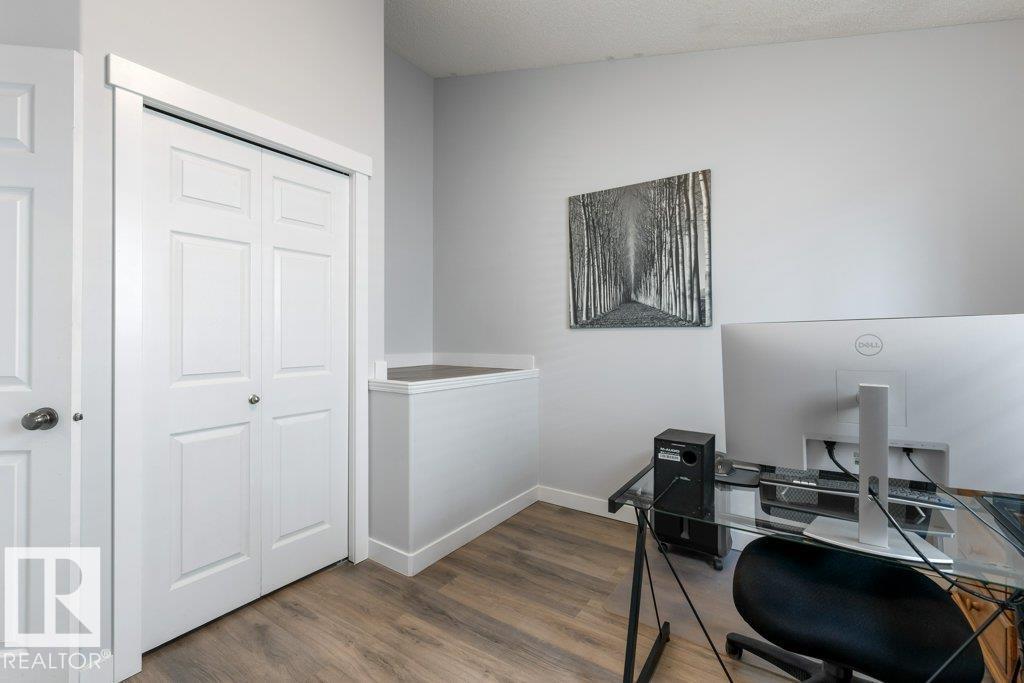 1 ERINWOODS PL, St. Albert