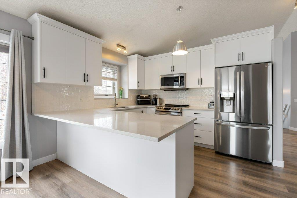 1 ERINWOODS PL, St. Albert