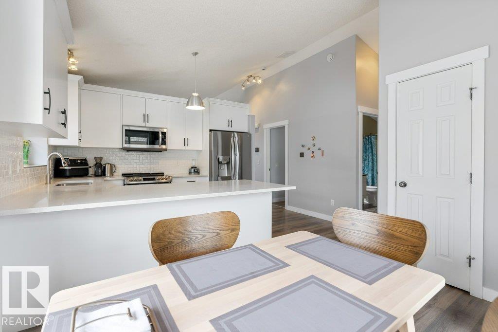 1 ERINWOODS PL, St. Albert