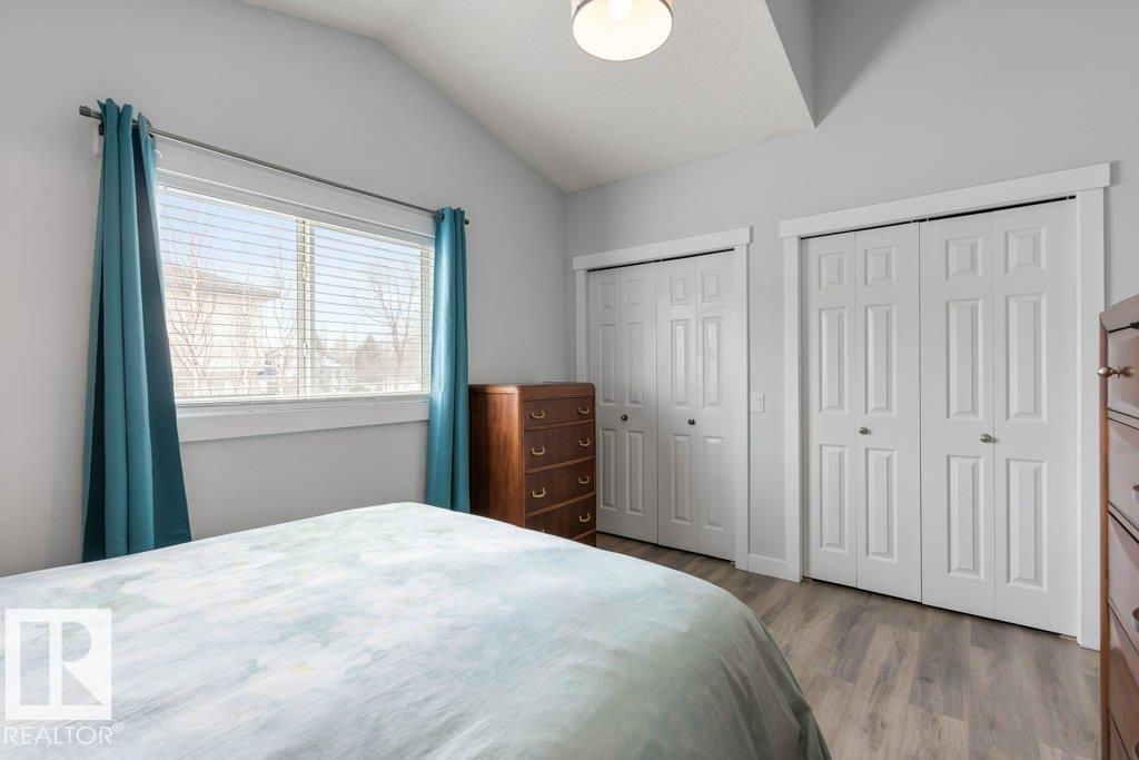 1 ERINWOODS PL, St. Albert