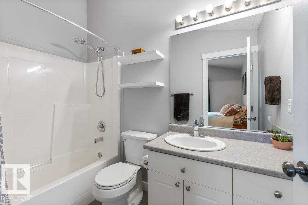 1 ERINWOODS PL, St. Albert