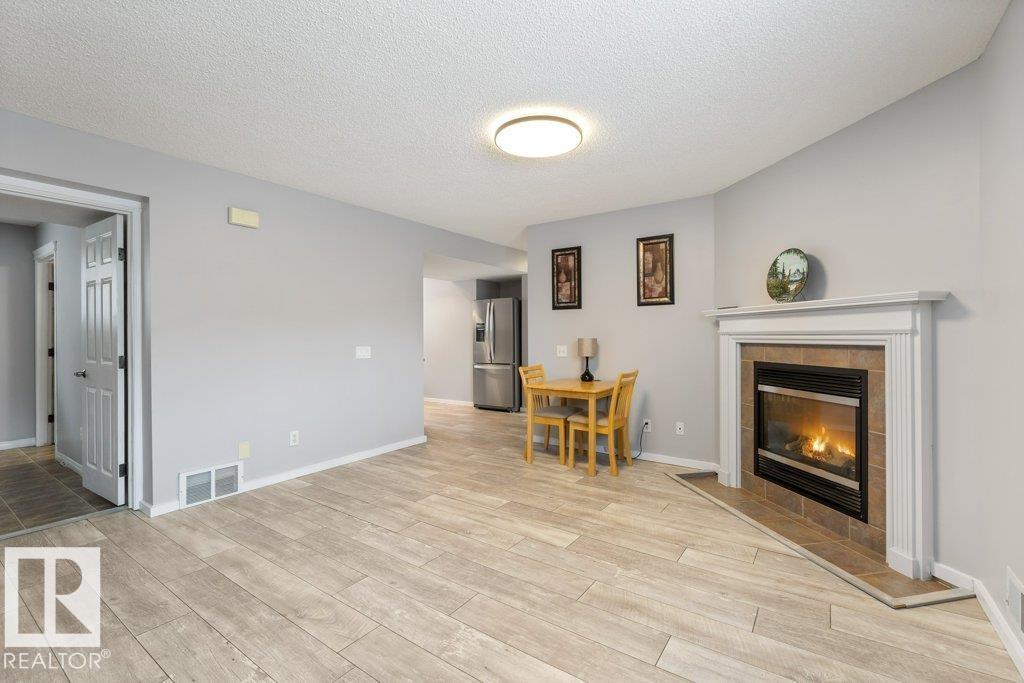 1 ERINWOODS PL, St. Albert