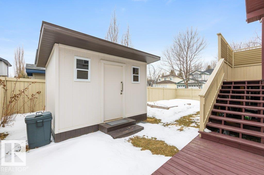 1 ERINWOODS PL, St. Albert