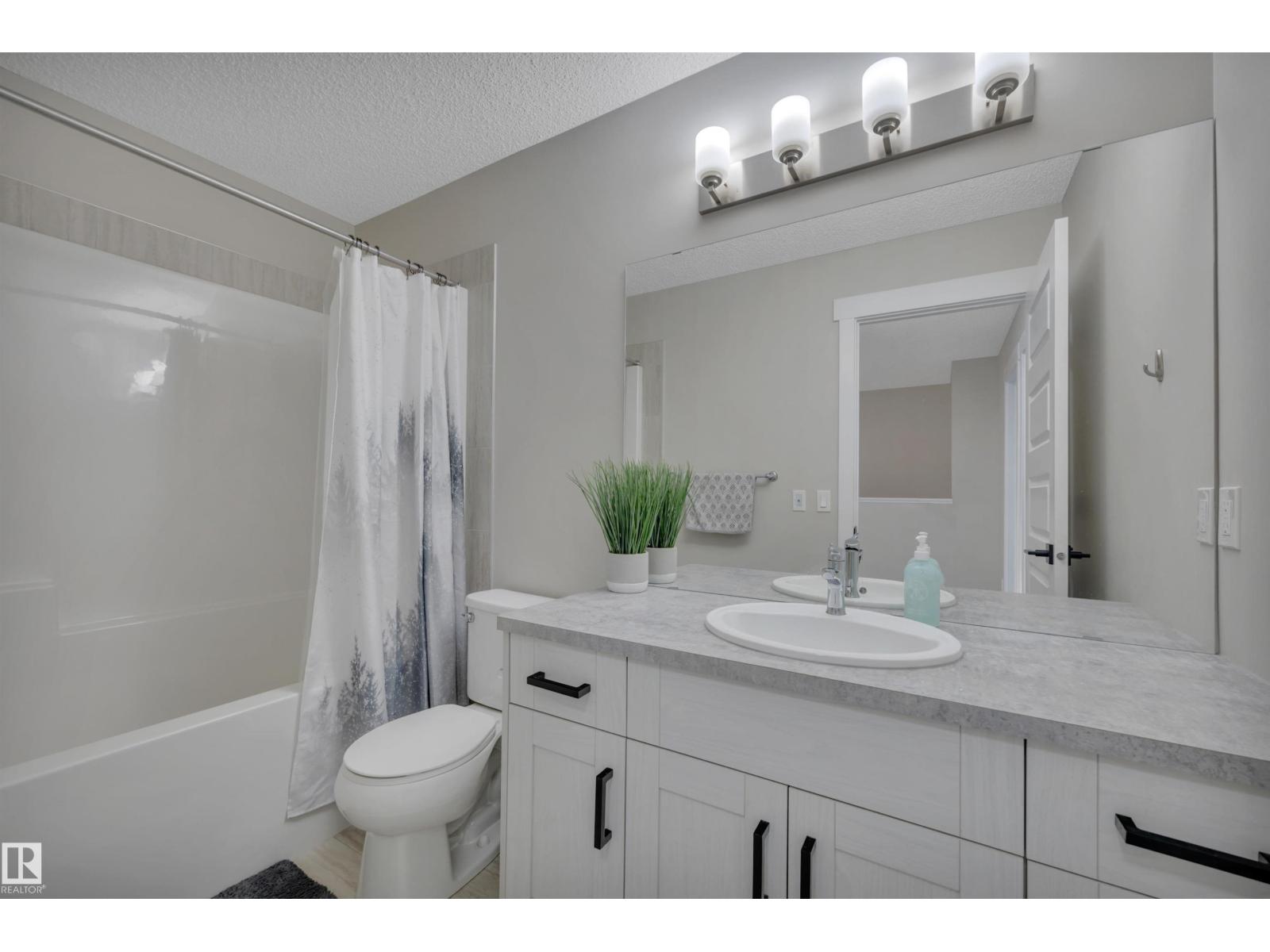 8021 ORCHARDS GR SW, Edmonton