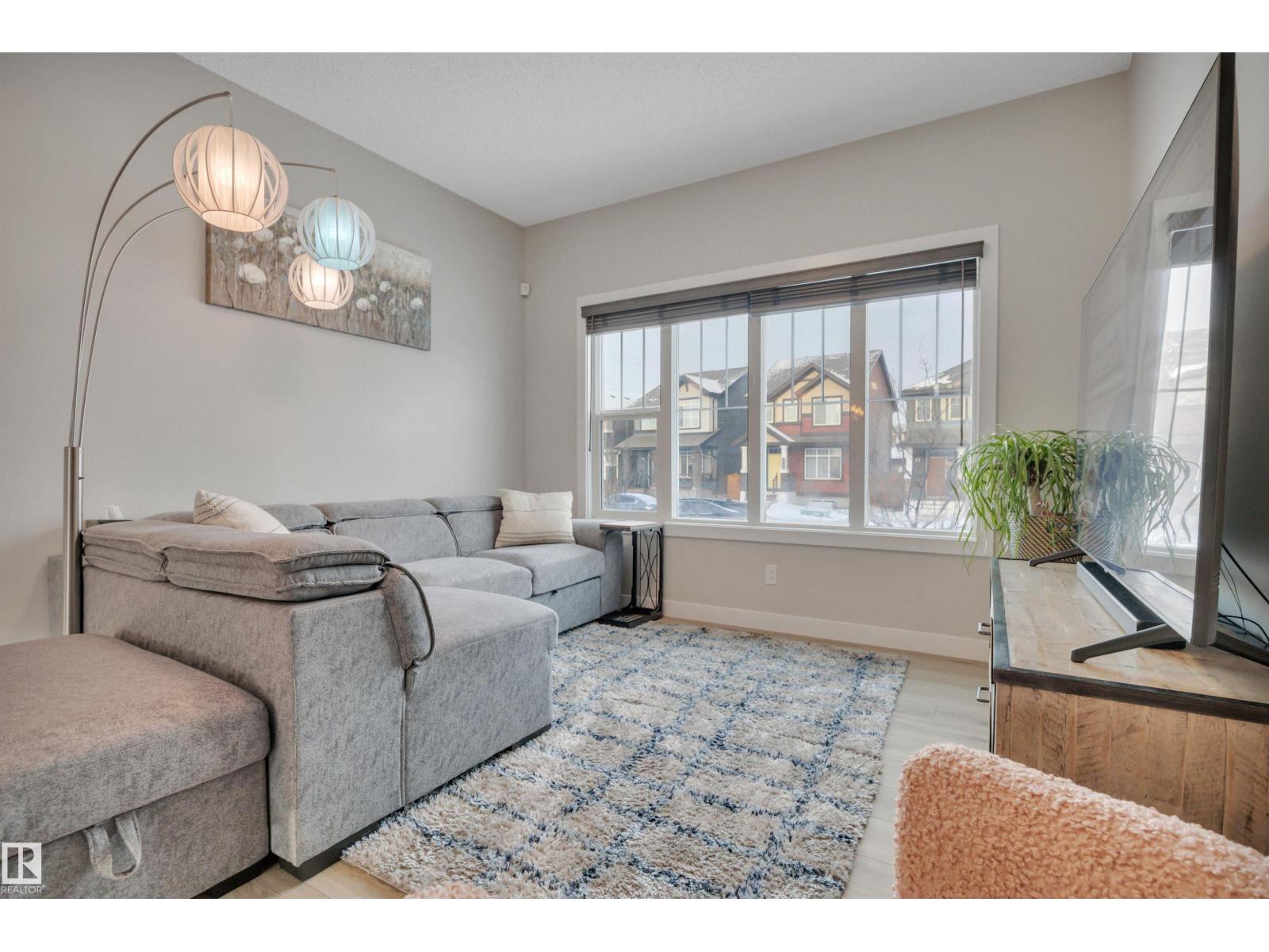 8021 ORCHARDS GR SW, Edmonton