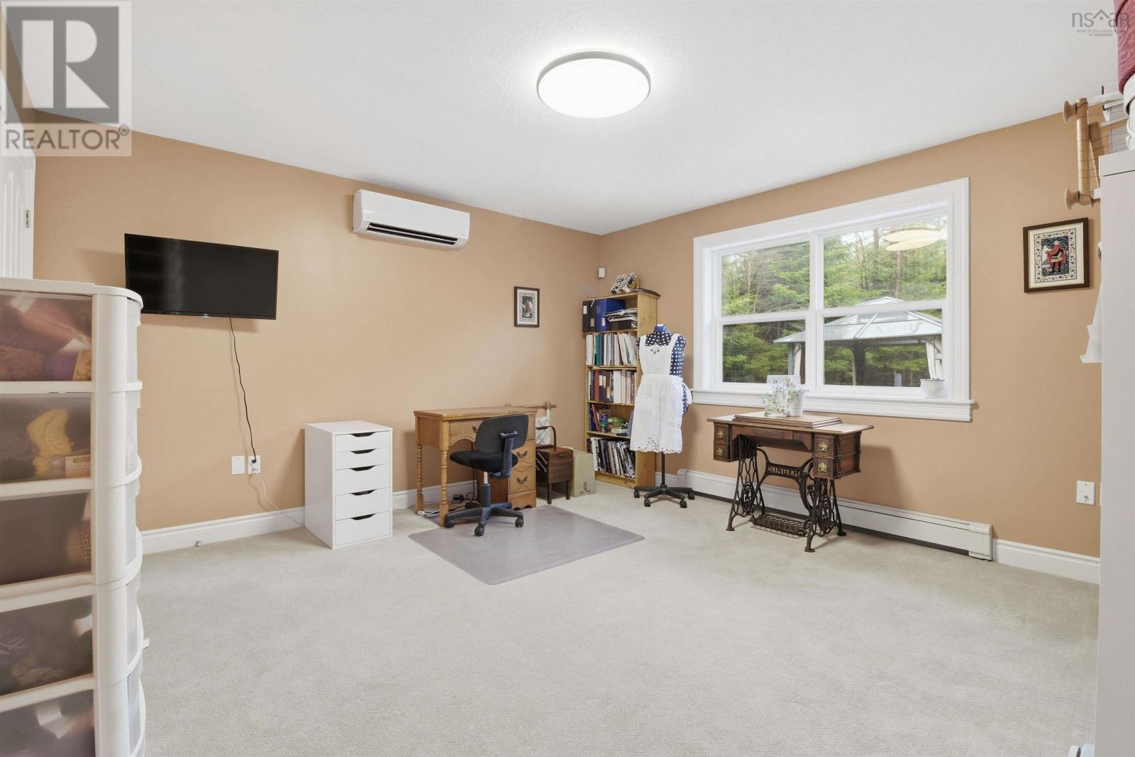 Property 23 of 47 of 68 Glen Arbour Way