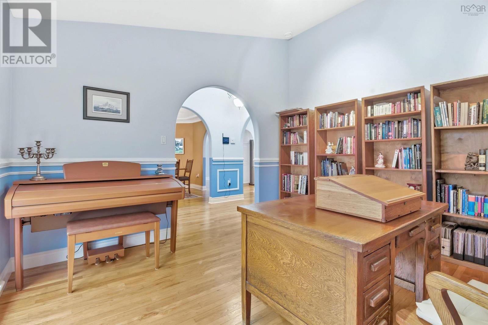 Property 15 of 47 of 68 Glen Arbour Way