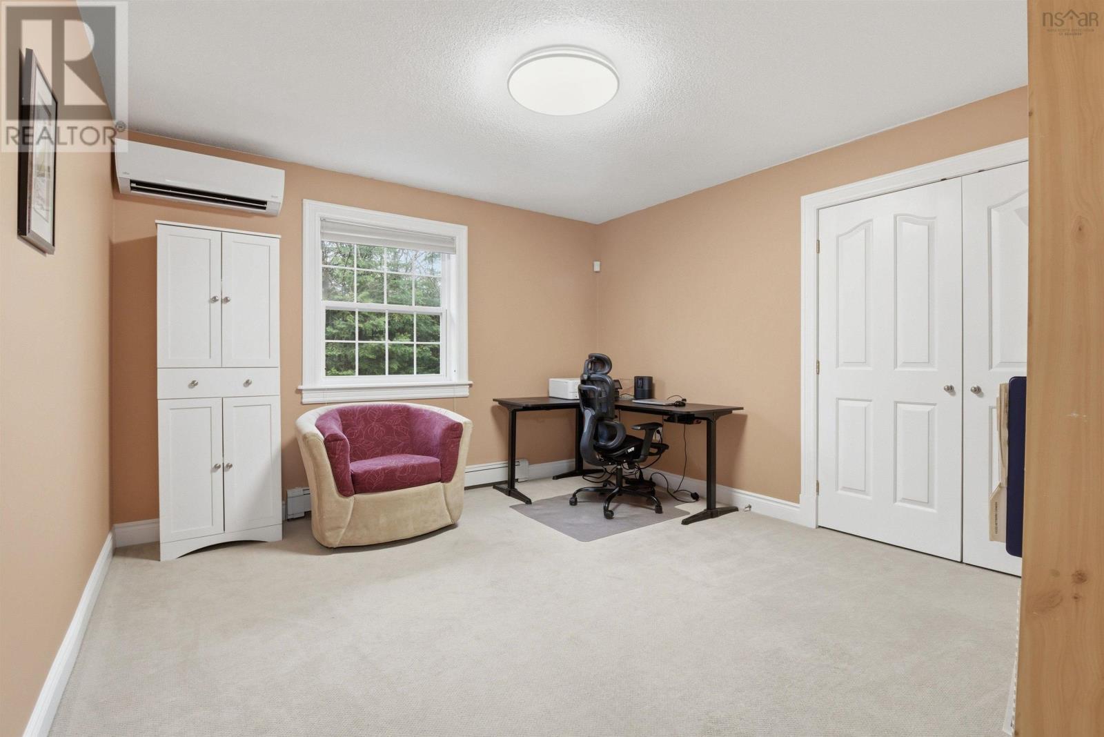 Property 26 of 47 of 68 Glen Arbour Way