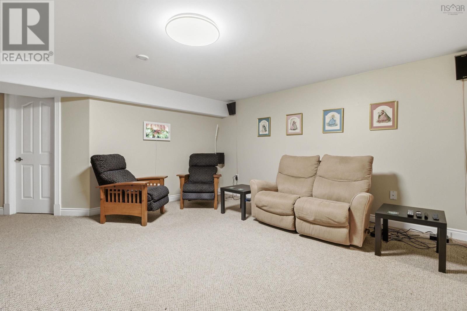 Property 32 of 47 of 68 Glen Arbour Way