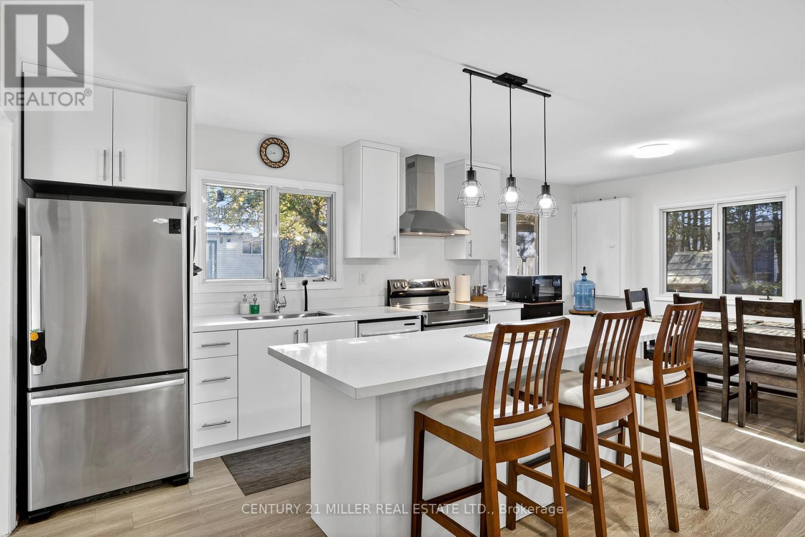 733 MARBLE POINT ROAD - 5