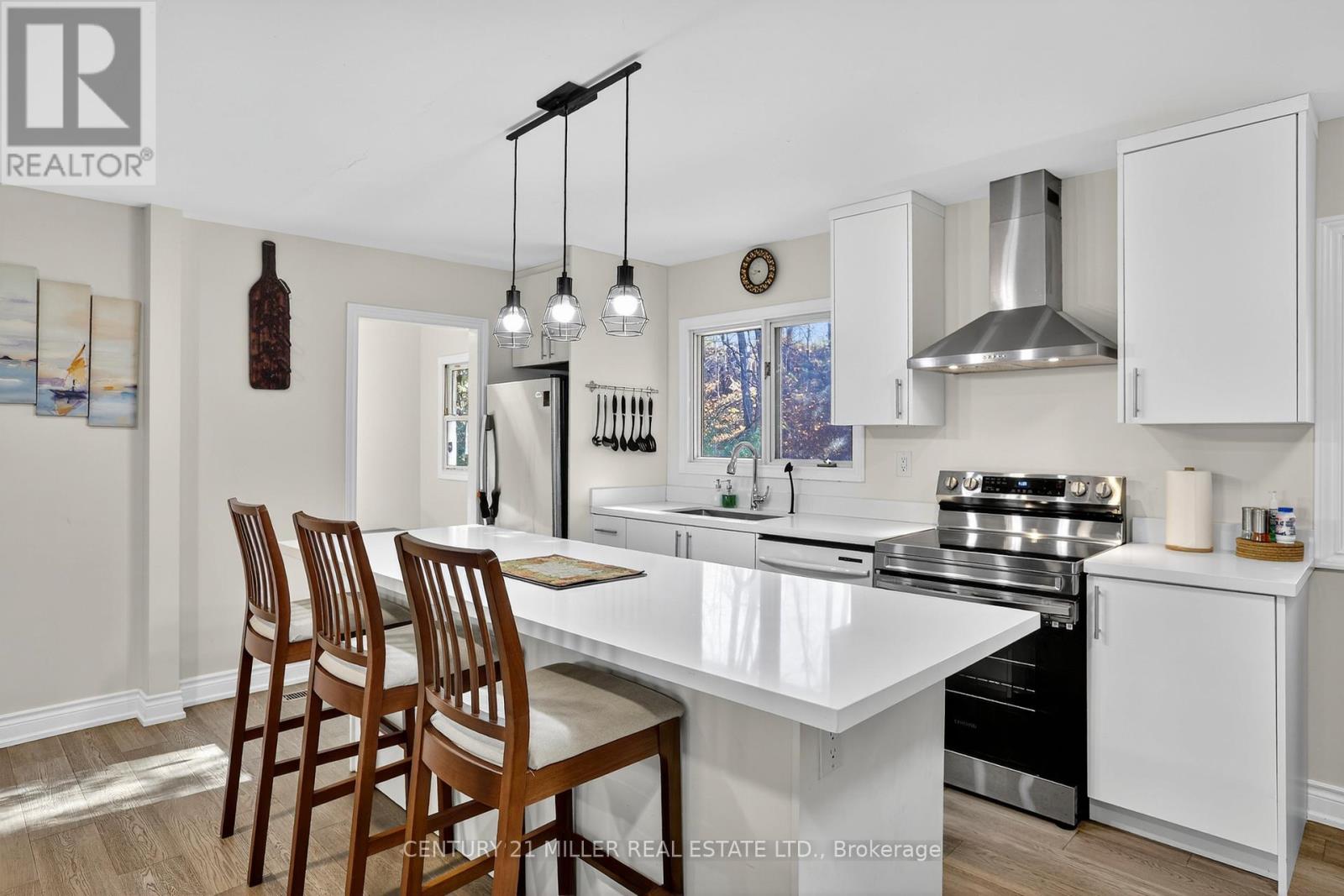 733 MARBLE POINT ROAD - 6